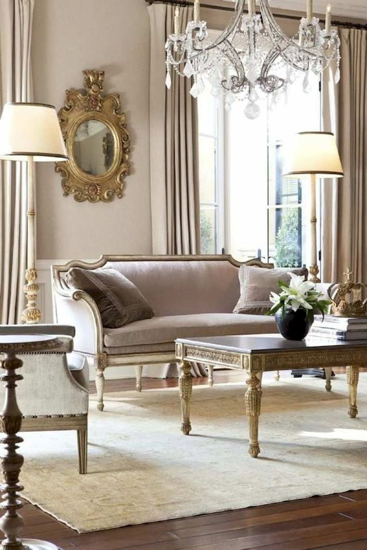 Modern Victorian Decorating Ideas: Combining Contemporary And Classic Styles Modern Victorian Decorating Ideas: Combining Contemporary And Classic Styles